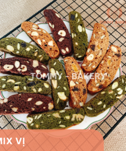 Bánh Biscotti mix vị handmade chuẩn Ý từ Tommy Bakery, kết hợp hương vị vani, matcha, và chocolate, thơm ngon, bổ dưỡng, phù hợp cho mọi lứa tuổi